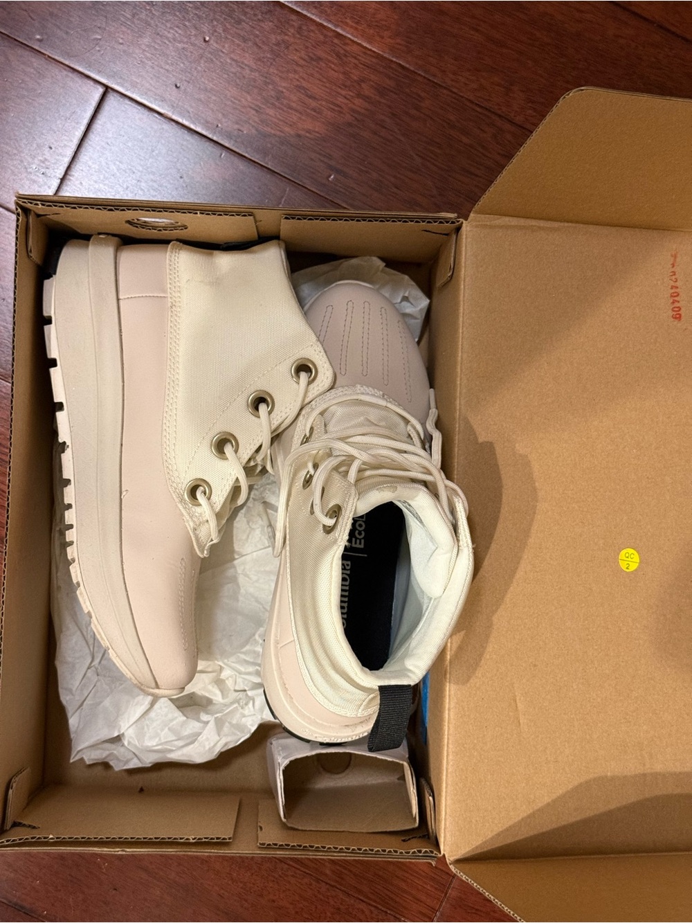 Columbia Cream Lace-Up High-Top Women's Boots